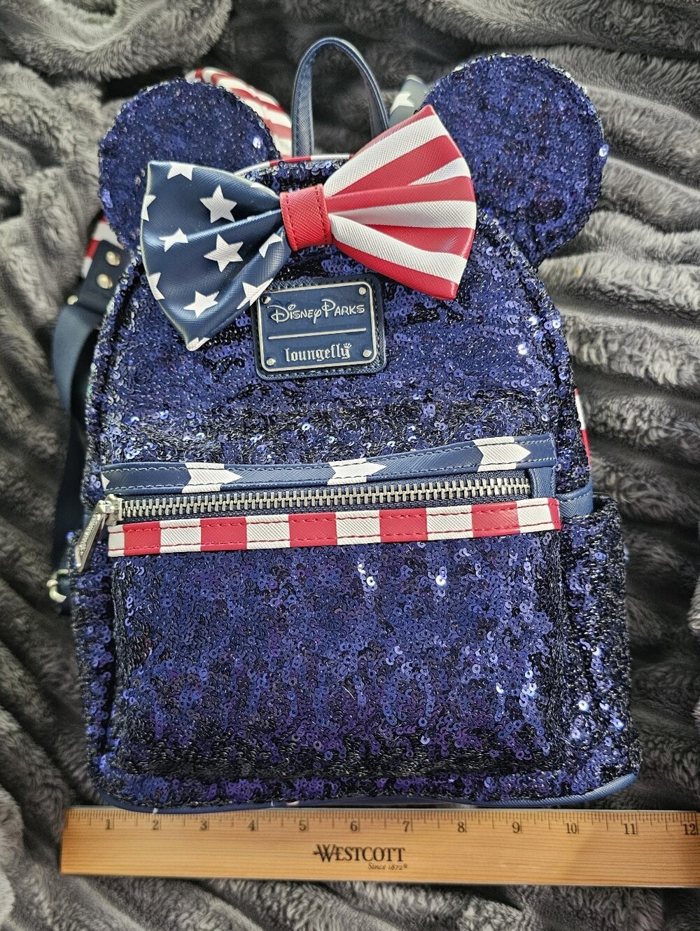 Disney Parks Loungefly Blue Sequin Minnie Mouse Backpack with American Flag Bow - Picture 6 of 6